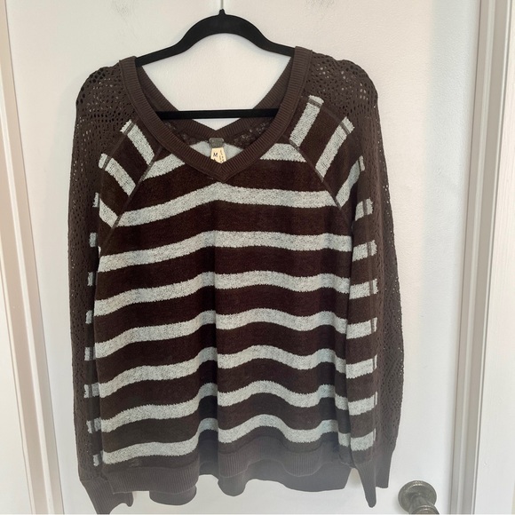 We The Free Sweaters - We‎ The Free Brown & Lt. Blue V-Neck Sweater, Free People, Crochet, Size M